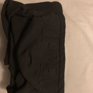 Supreme hoodie